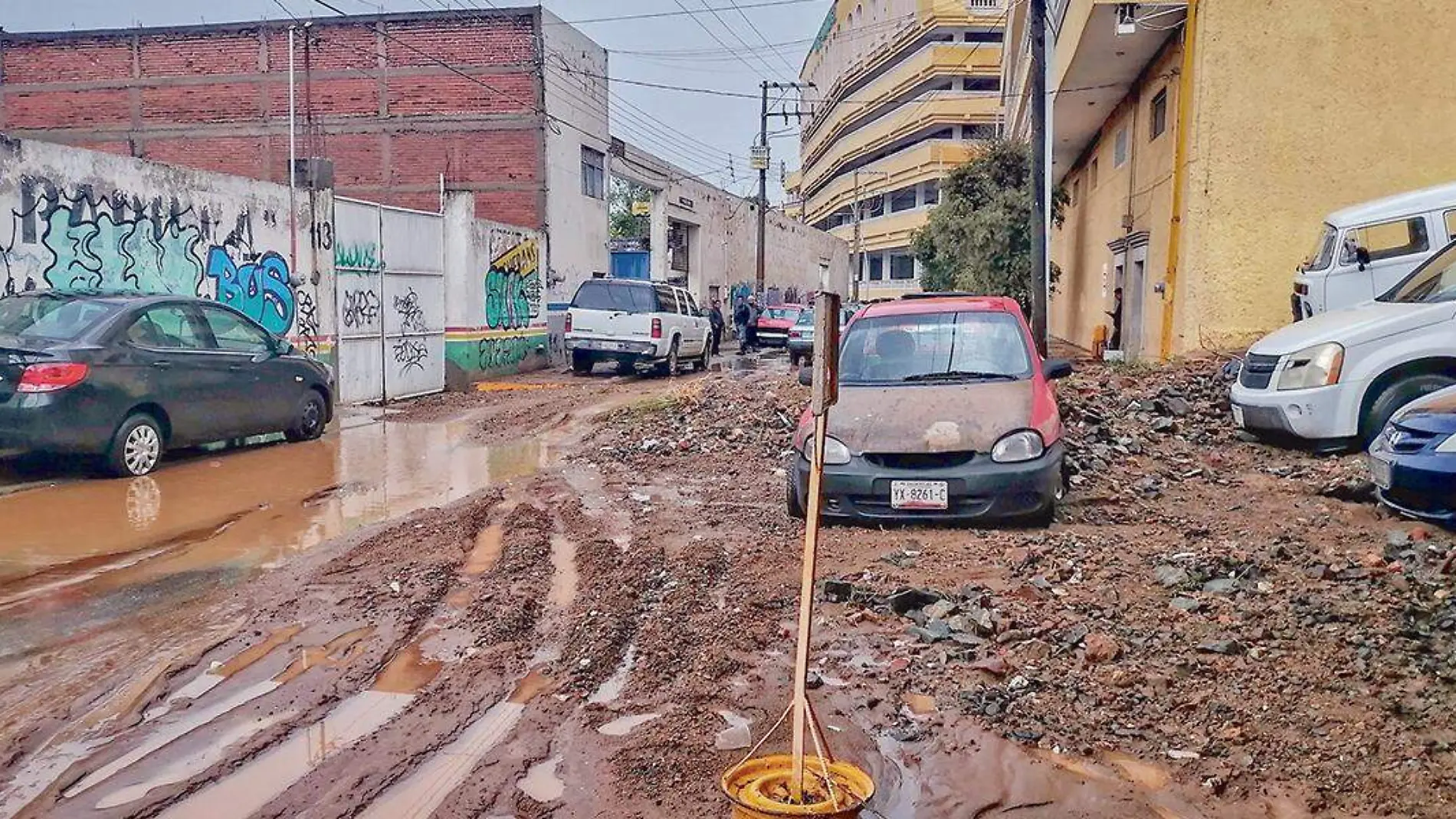 Encharcamientos en diversos puntos de la capital zacatecana